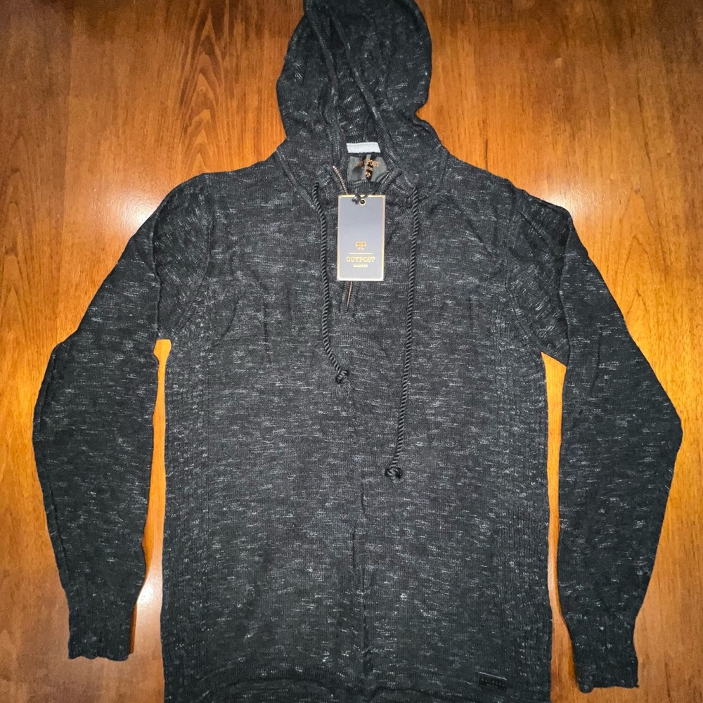 Men's Black Heather Pullover Hoodie - Comfort Knit